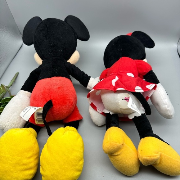 Walt Disney Mickey and Minnie Mouse stuffed dolls - Picture 10 of 12